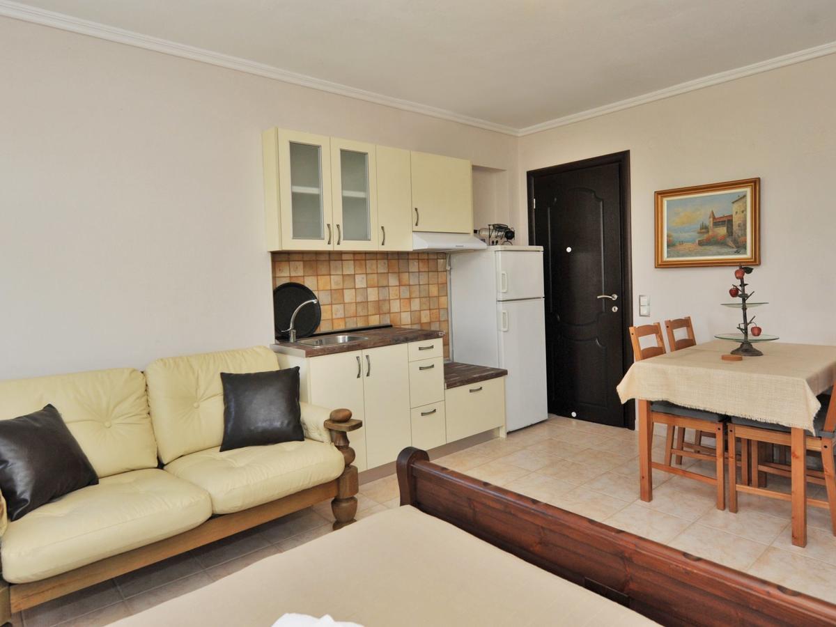 Alice Wonderland Home Nea Flogita Halkidiki Exterior foto